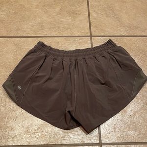 Lululemon hotty hot shorts